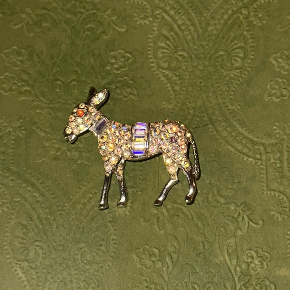 Ab Crystal Vintage Donkey Brooch - Picture 5 of 11